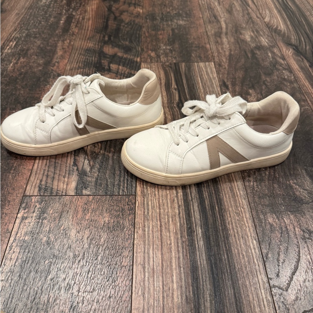 White Sneakers with Tan Accent